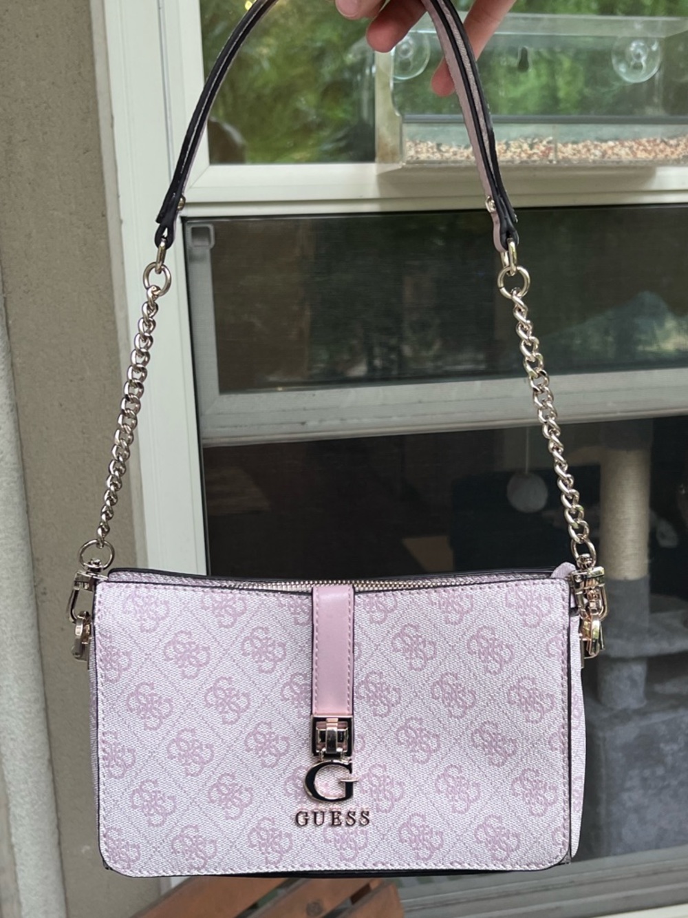 Guess Zamira Quattro G Shoulder Bag